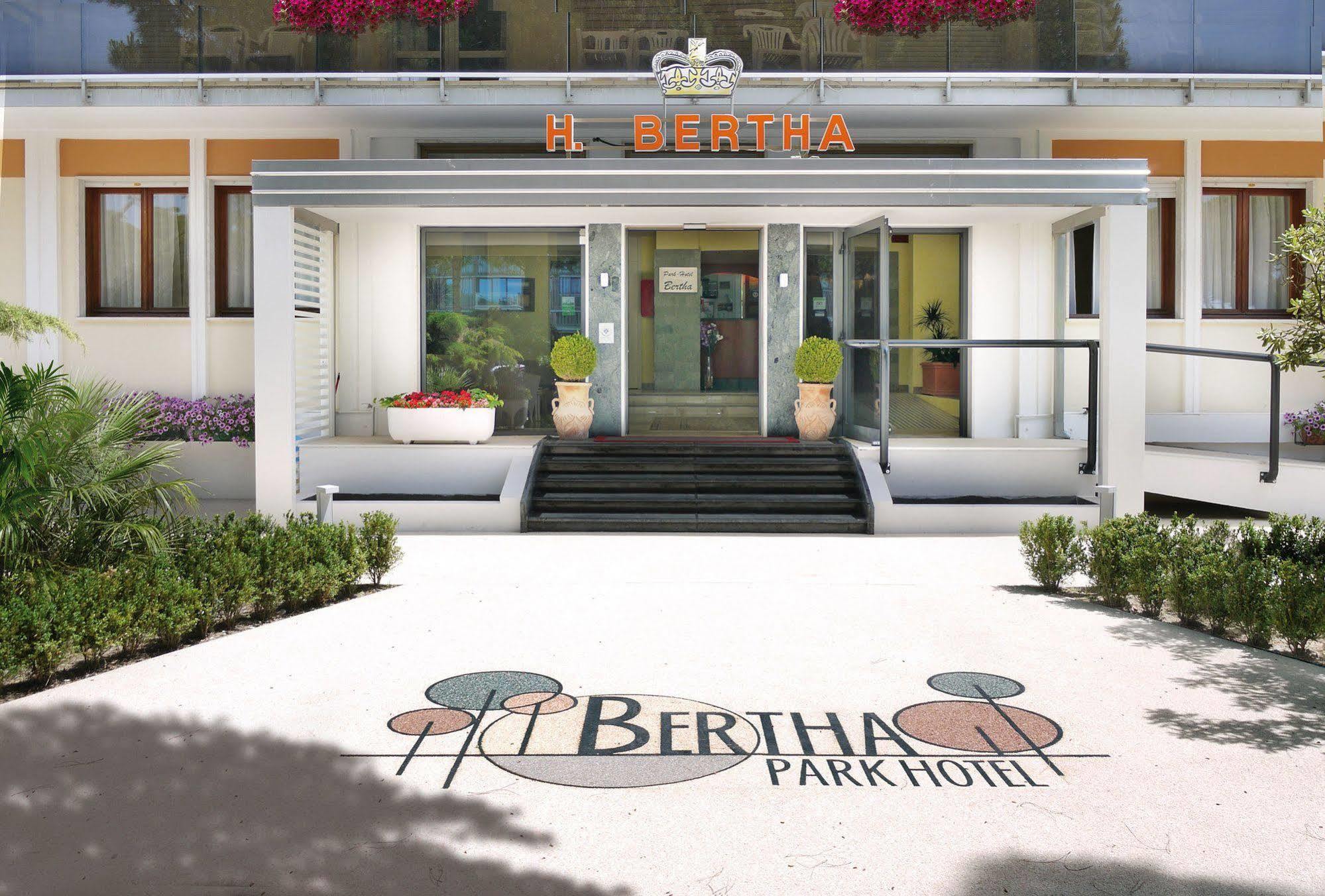 Hotel Bertha Fronte Mare Лидо-ди-Езоло Экстерьер фото